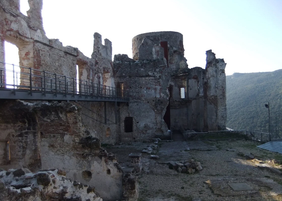 Castel Gavone, Italy